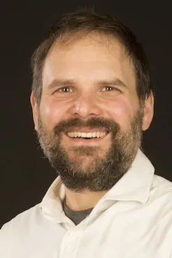 Portrait photo of Professor Dave Cash